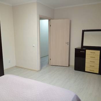 Сдается Многокомнатная квартира, 80 м²