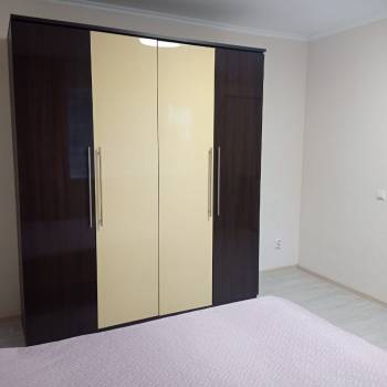 Сдается Многокомнатная квартира, 80 м²