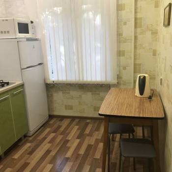 Продается 1-комнатная квартира, 32 м²