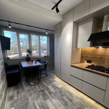 Продается 1-комнатная квартира, 69 м²