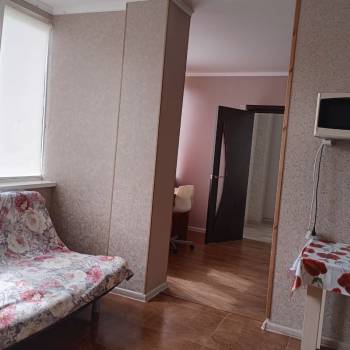 Сдается 2-х комнатная квартира, 65 м²