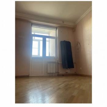 Продается Многокомнатная квартира, 106,5 м²