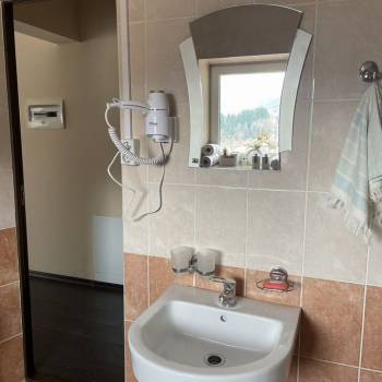 Сдается 2-х комнатная квартира, 75 м²