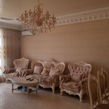 Продается Дом, 450 м²