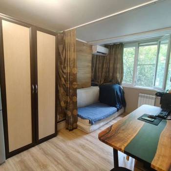 Продается 1-комнатная квартира, 18 м²