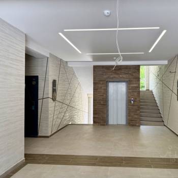 Продается 1-комнатная квартира, 44 м²