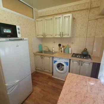 Сдается 1-комнатная квартира, 42 м²