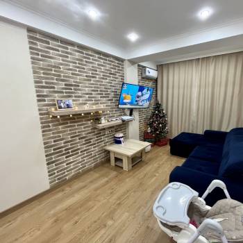 Продается 1-комнатная квартира, 54 м²