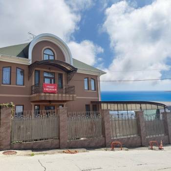 Продается Дом, 380 м²