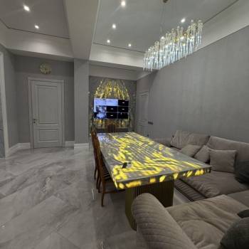 Продается Дом, 380 м²