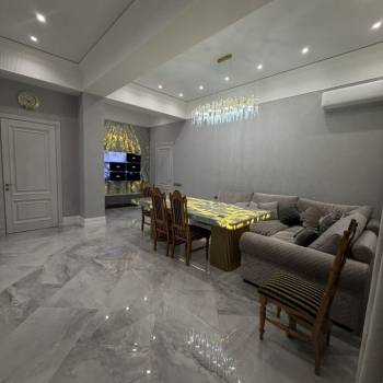 Продается Дом, 380 м²