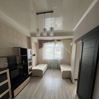 Продается 1-комнатная квартира, 29,9 м²