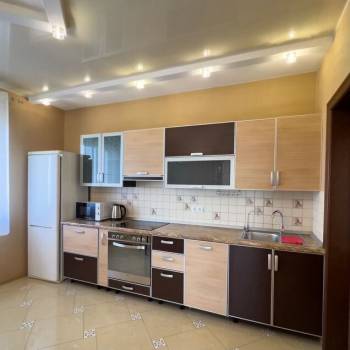 Сдается Многокомнатная квартира, 115 м²