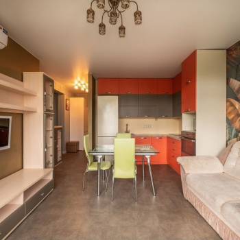 Продается 2-х комнатная квартира, 65 м²