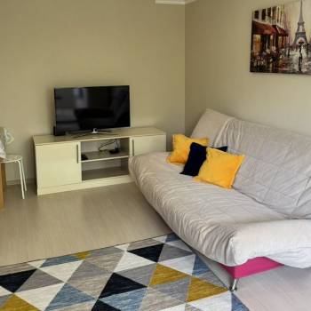 Сдается Многокомнатная квартира, 50 м²