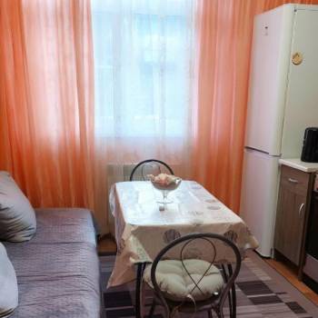 Сдается 1-комнатная квартира, 37 м²