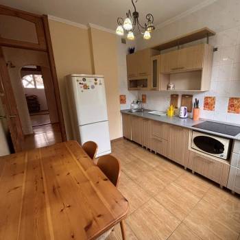 Продается 2-х комнатная квартира, 75 м²