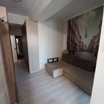 Продается 1-комнатная квартира, 33 м²