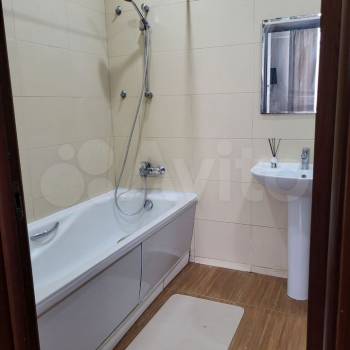 Сдается Многокомнатная квартира, 75 м²