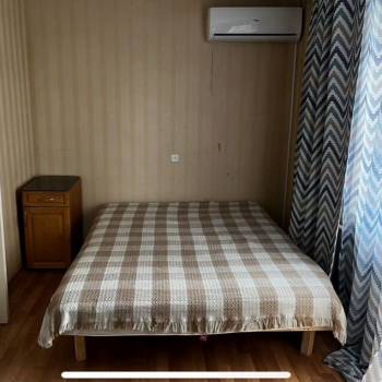 Продается 1-комнатная квартира, 30 м²