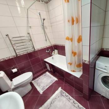 Продается 2-х комнатная квартира, 60 м²