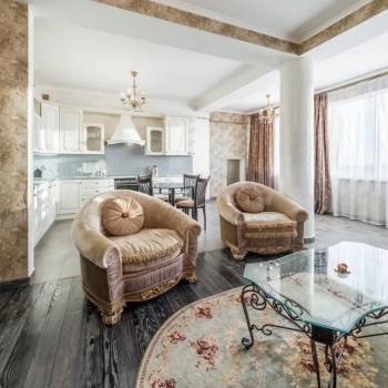 Продается 3-х комнатная квартира, 175 м²