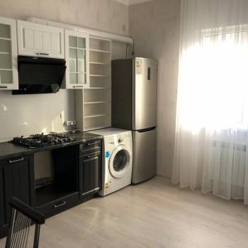 Сдается 1-комнатная квартира, 37 м²