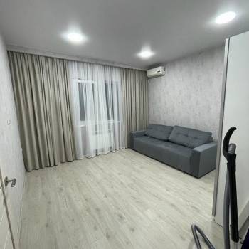 Сдается 1-комнатная квартира, 37 м²