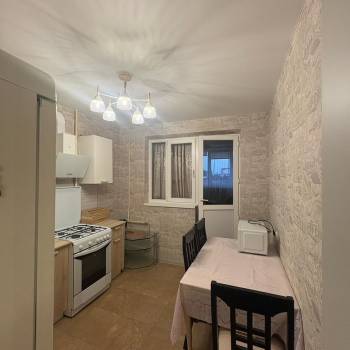 Сдается 2-х комнатная квартира, 42 м²