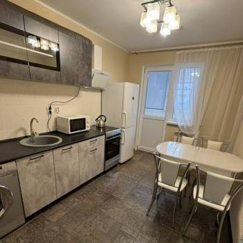 Сдается 2-х комнатная квартира, 57 м²