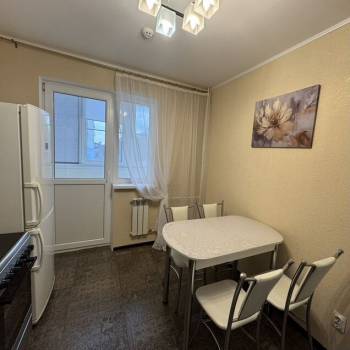 Сдается 2-х комнатная квартира, 57 м²