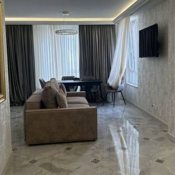 Сдается 2-х комнатная квартира, 70 м²