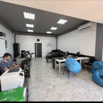 Сдается Нежилое помещение, 65 м²