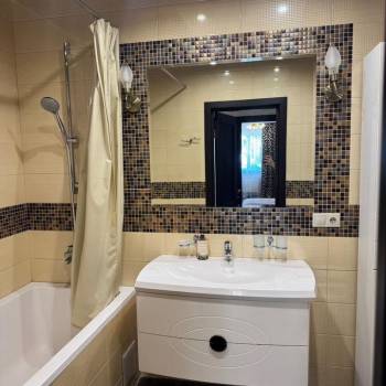 Сдается Многокомнатная квартира, 115 м²