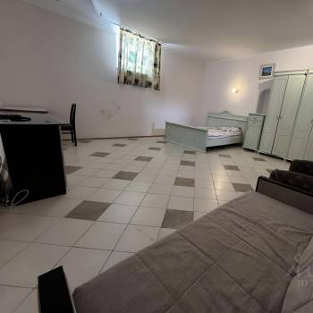 Сдается 2-х комнатная квартира, 75 м²