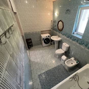 Сдается 2-х комнатная квартира, 75 м²