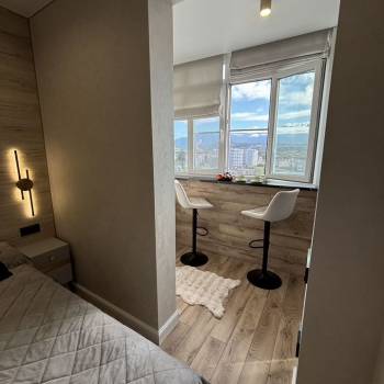 Продается 1-комнатная квартира, 35 м²