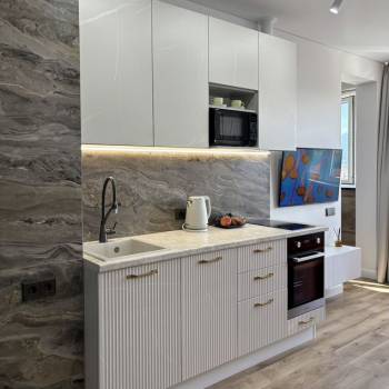 Продается 1-комнатная квартира, 35 м²