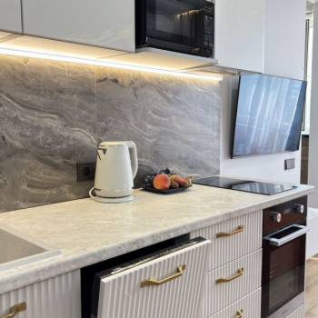 Продается 1-комнатная квартира, 35 м²