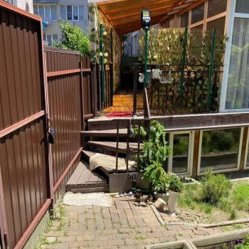 Продается 1-комнатная квартира, 36 м²