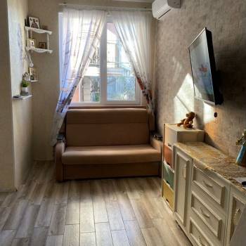 Продается 1-комнатная квартира, 36 м²
