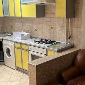 Продается 1-комнатная квартира, 44 м²