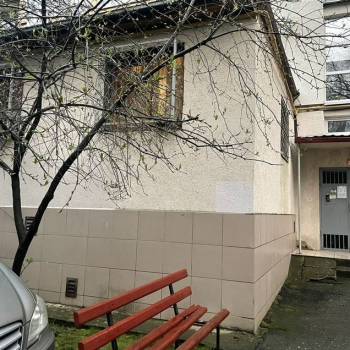 Продается Многокомнатная квартира, 75 м²