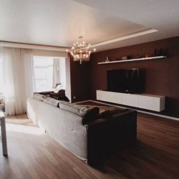 Сдается 2-х комнатная квартира, 108 м²