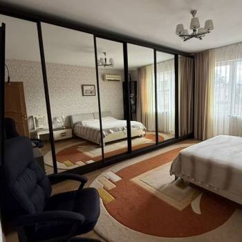 Сдается 2-х комнатная квартира, 65 м²