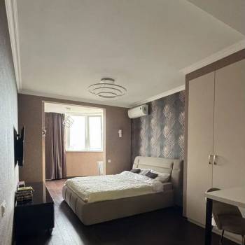 Сдается 1-комнатная квартира, 37 м²