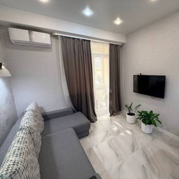 Продается 1-комнатная квартира, 36 м²