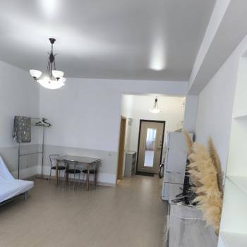 Продается 1-комнатная квартира, 40 м²
