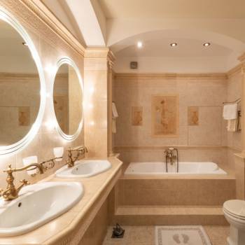 Продается 3-х комнатная квартира, 125 м²