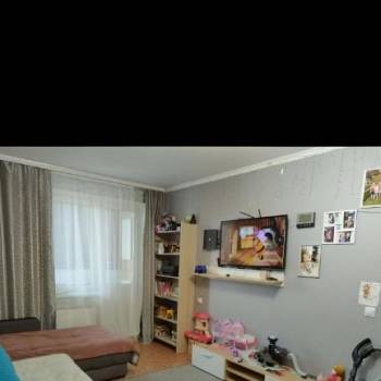 Сдается 1-комнатная квартира, 42 м²